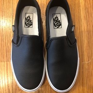 New Black Vans size 8.5